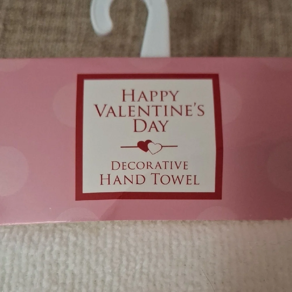 ♥️NEW!!! Kohl's Valentine's Day Heart Towel♥️